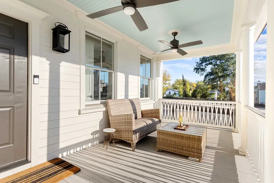 Outdoor seating on the porch!