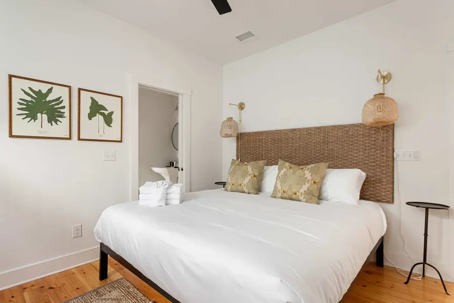 Bedroom #1: King Bed 