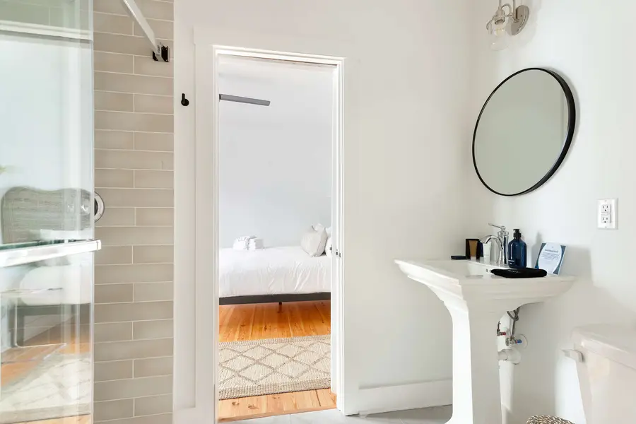 Bathroom #4: Walk-in shower