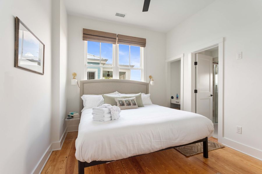 Bedroom #6: King Bed