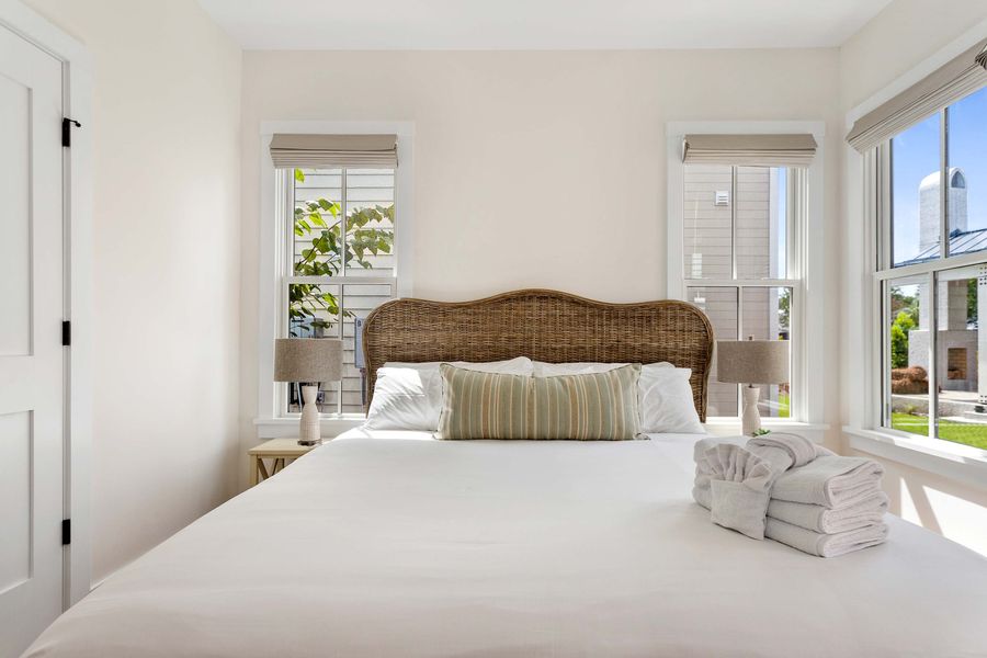 Bedroom #2: King Bed 