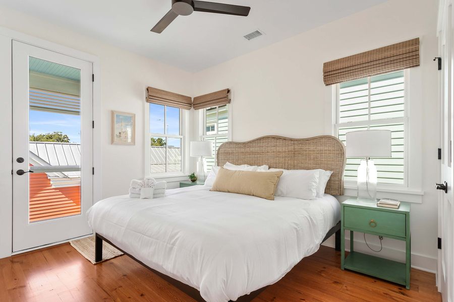Bedroom #6: King Bed 