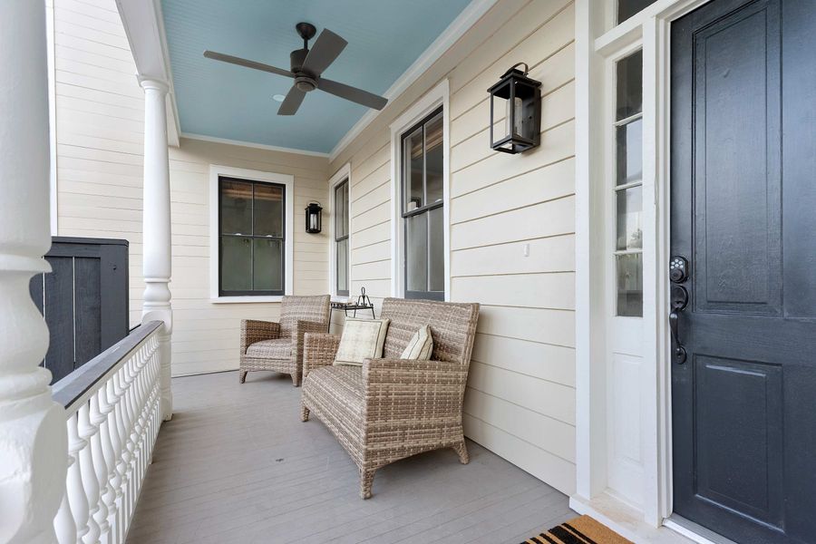 Outdoor seating on the porch! 