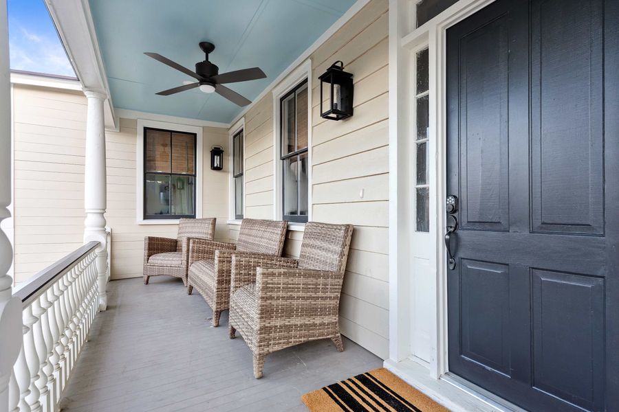 Outdoor seating on the porch! 