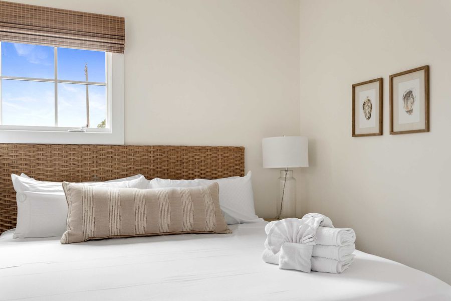 Bedroom #2: King Bed 