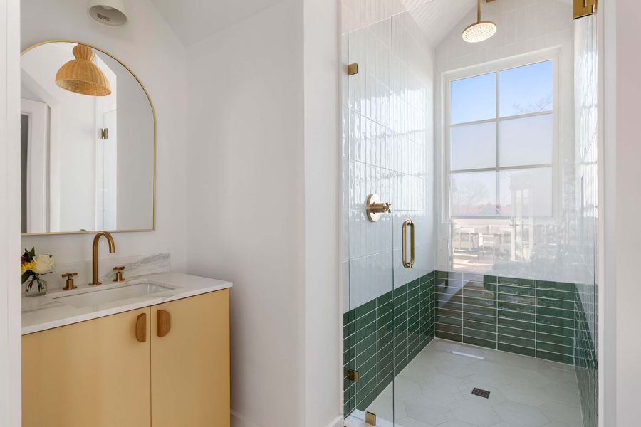 Bathroom #1: Walk-in Shower