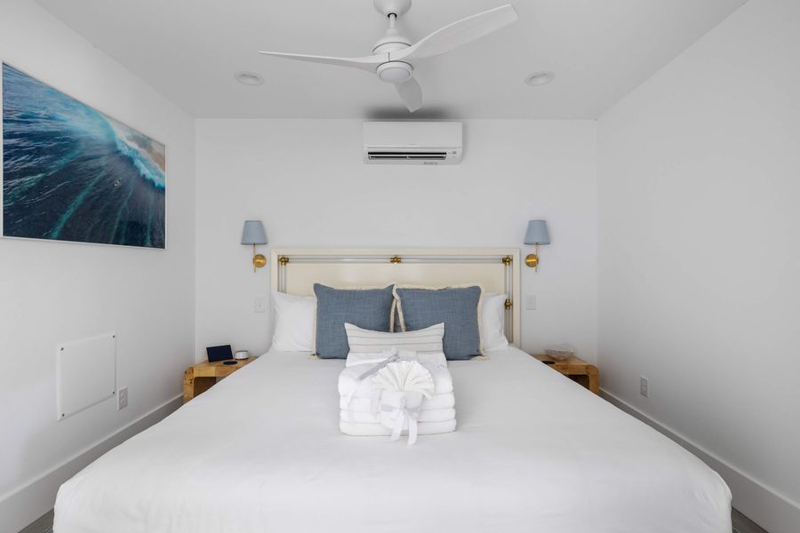 Bedroom #1: King Bed