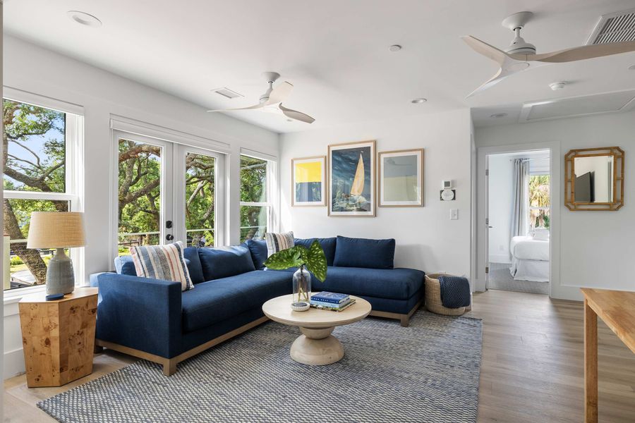 This living room allow plenty of relaxation for your group!