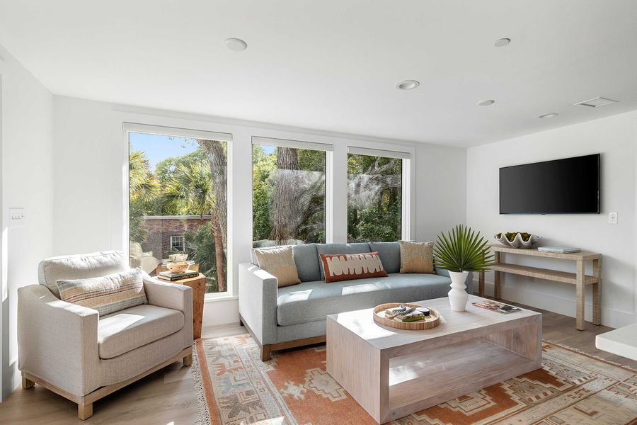 This living room allow plenty of relaxation for your group!