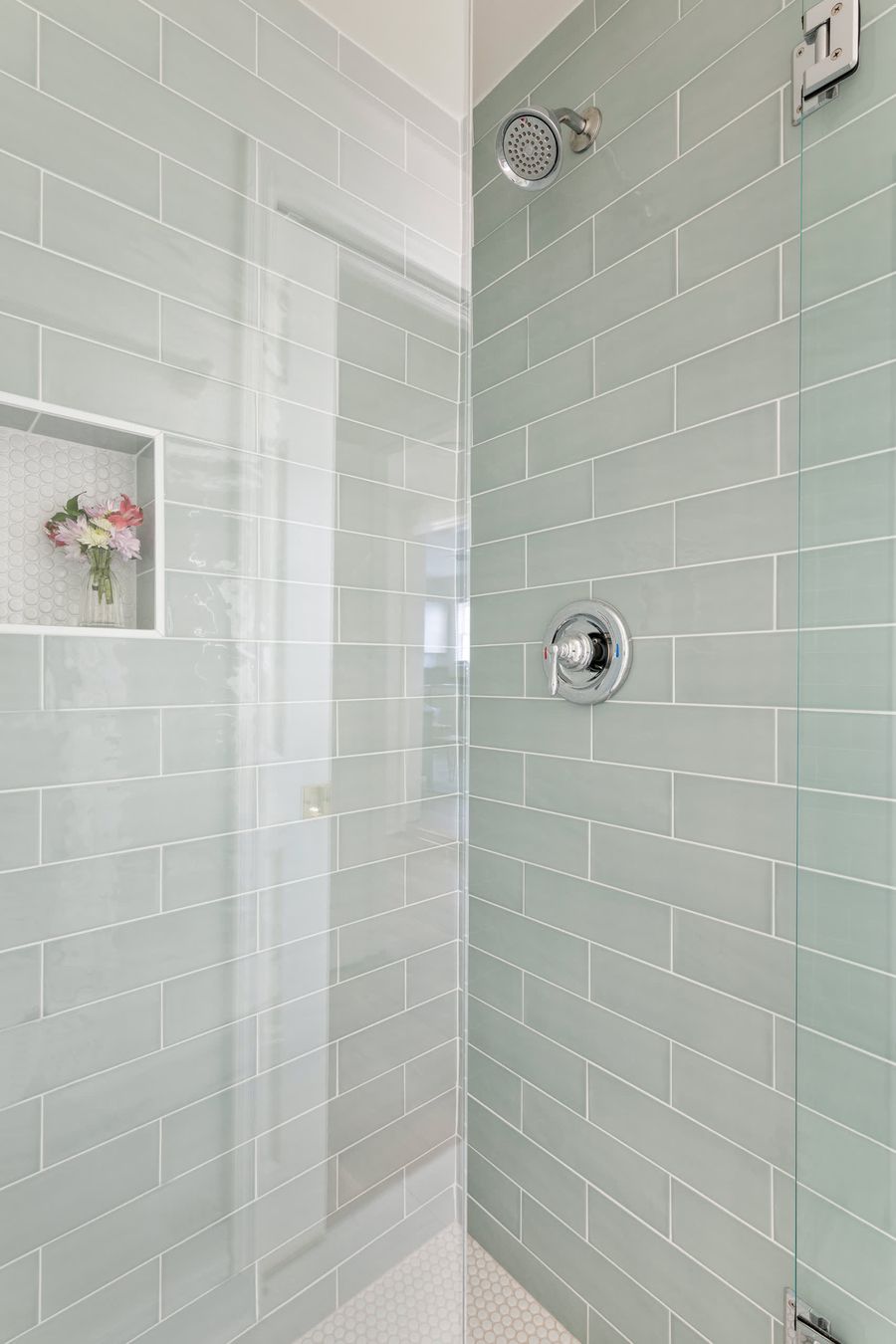 Second floor: Bathroom #4: Walk-in Shower
