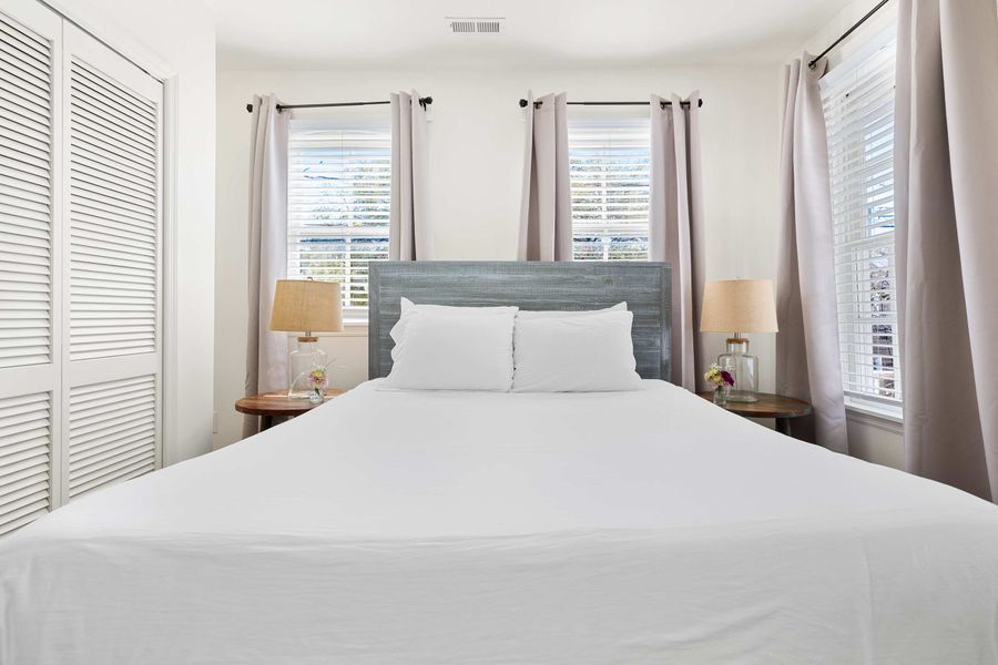 Second floor: Bedroom #6: Queen Bed 