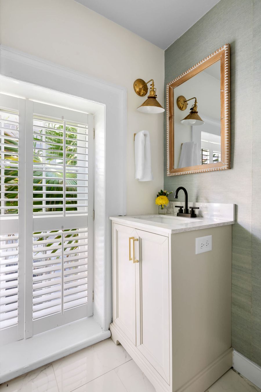 Bathroom #2: Walk-in shower