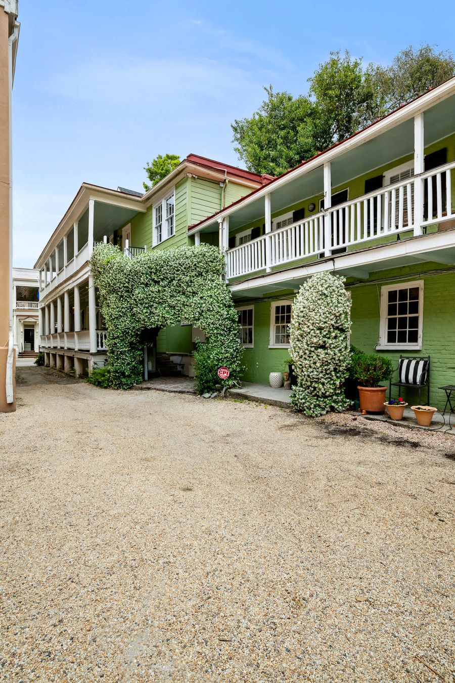 Welcome to the historic district! Looking forward to hosting you soon! 