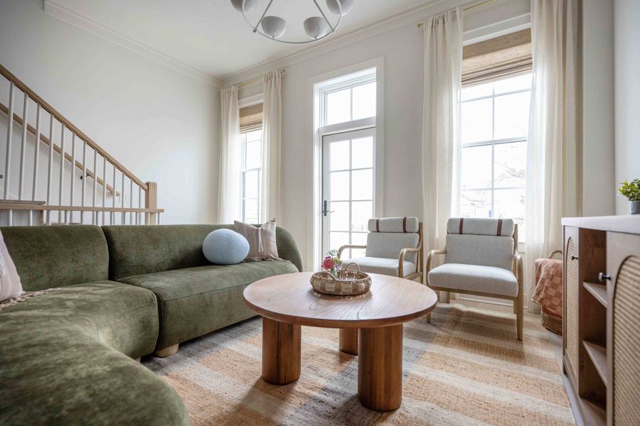 Spacious living room with seating for your entire group + TV!