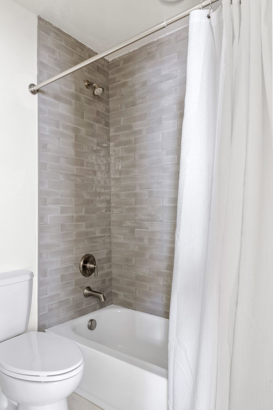 Bathroom #2: Shower/Tub Combo 