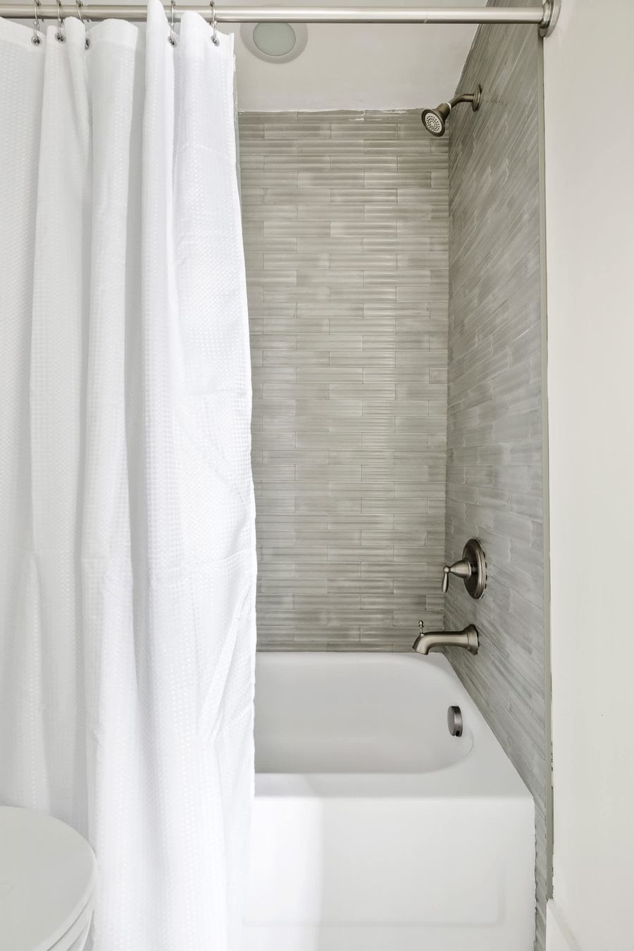 Bathroom #1: Shower/Tub Combo 