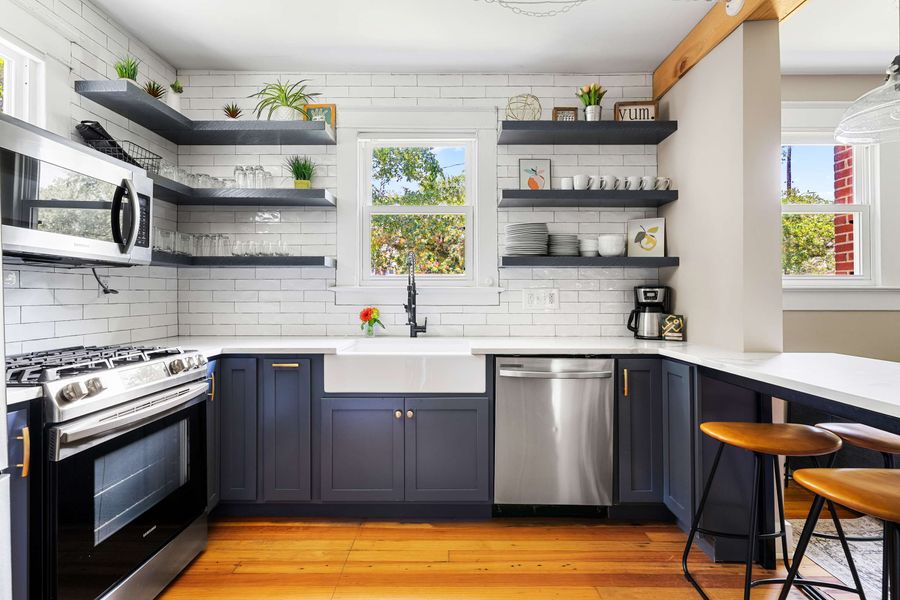 Fully stocked kitchen with everything you should need! 