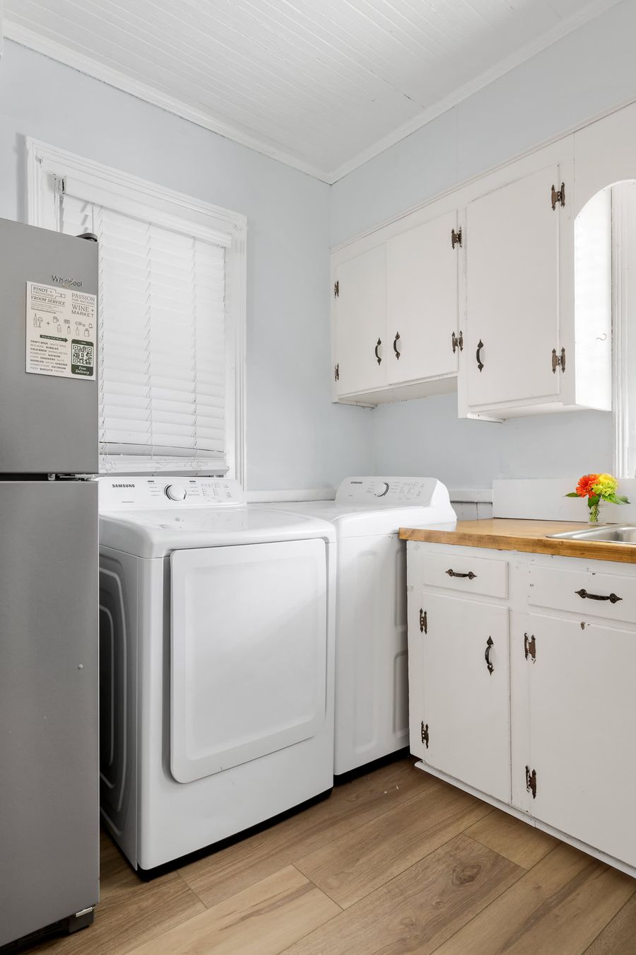 Washer + Dryer 