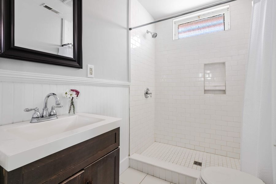 Bathroom 1: Walk-in Shower 