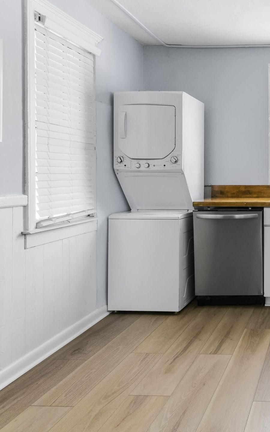 Washer + Dryer 