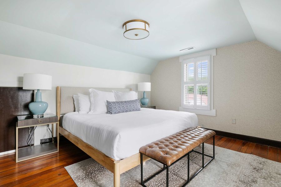 Bedroom #4: King Bed