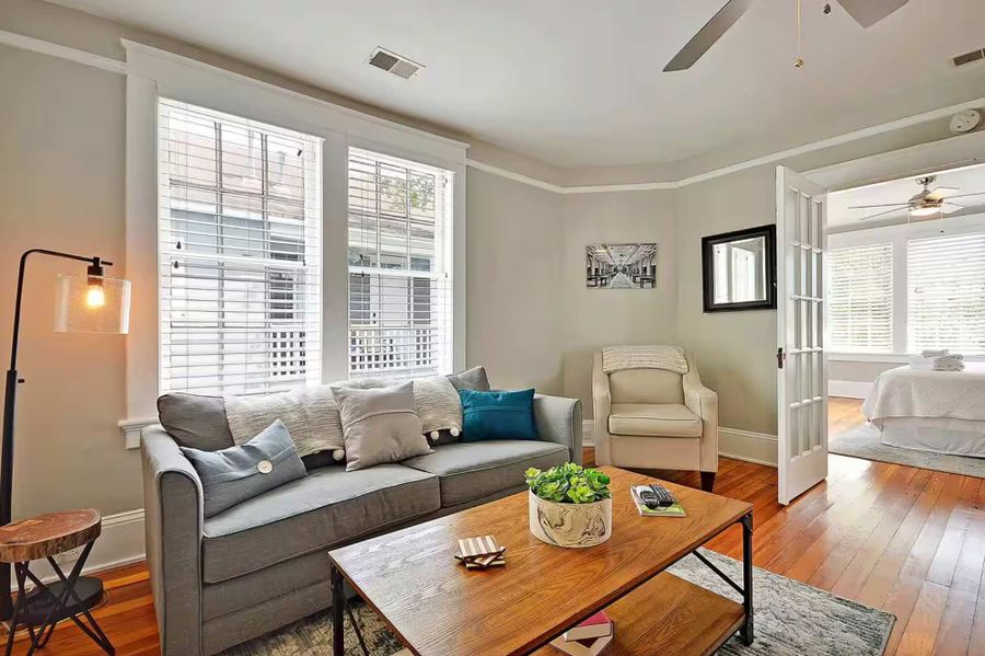 Second floor living room 