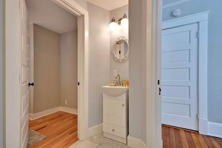 Bathroom 2: Walk-in Shower