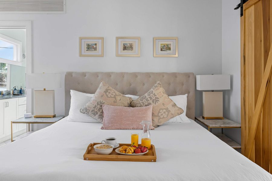 Bedroom 2: King Bed + TV