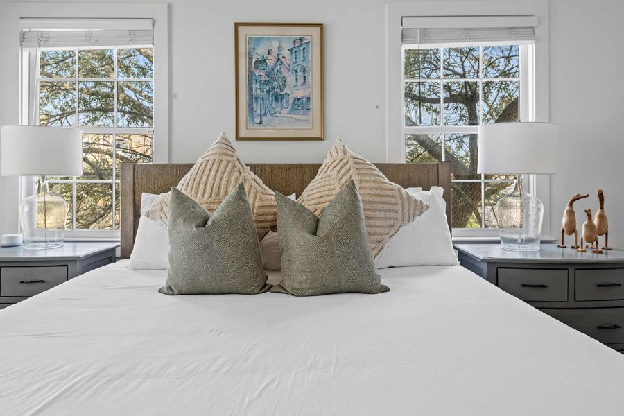 Bedroom 3: King Bed + TV