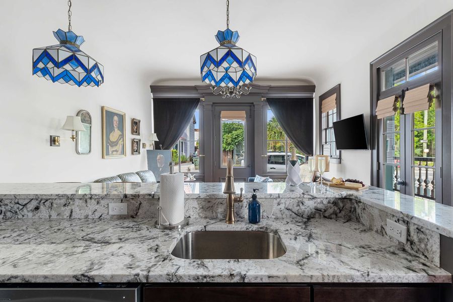 Kitchen counter