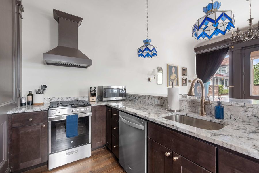 Fully equipped kitchen