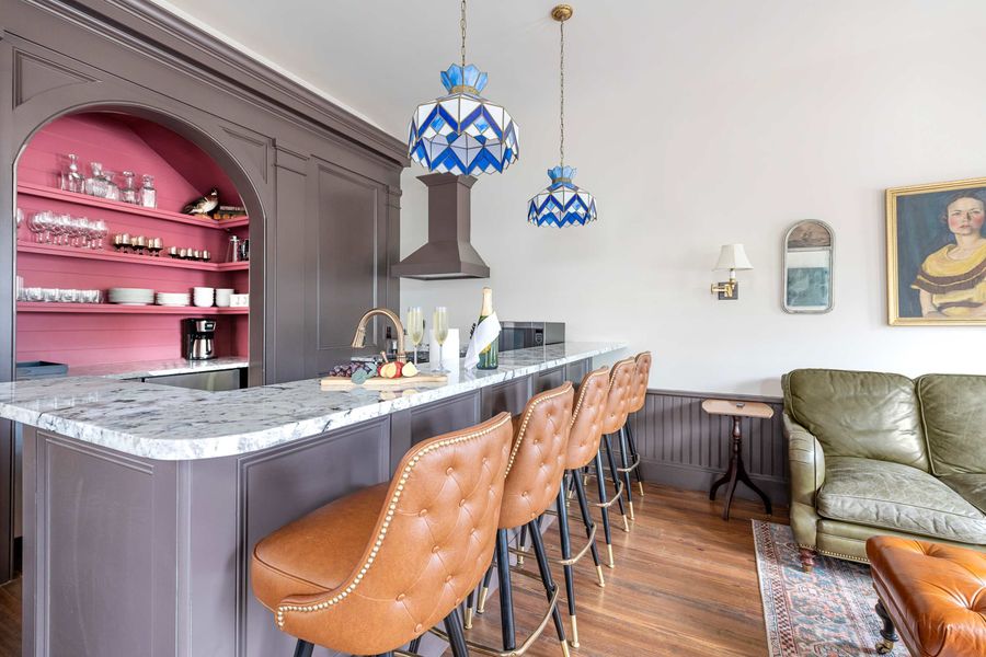 Counter seating