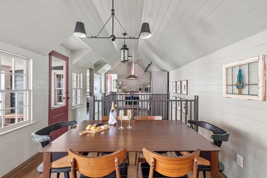 Dining area off the kitchen 