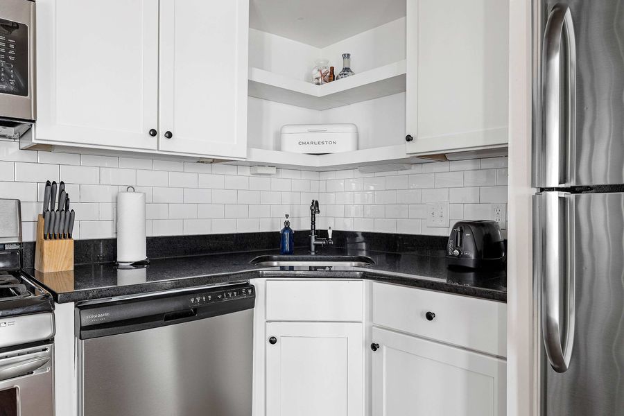 Fully equipped kitchen