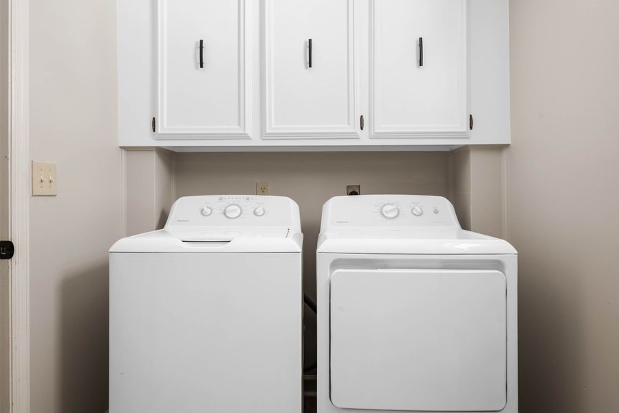 Washer + Dryer