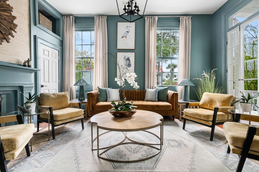 Second floor living room 