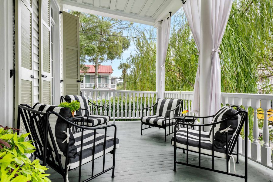 Second floor porch with seating fro your group