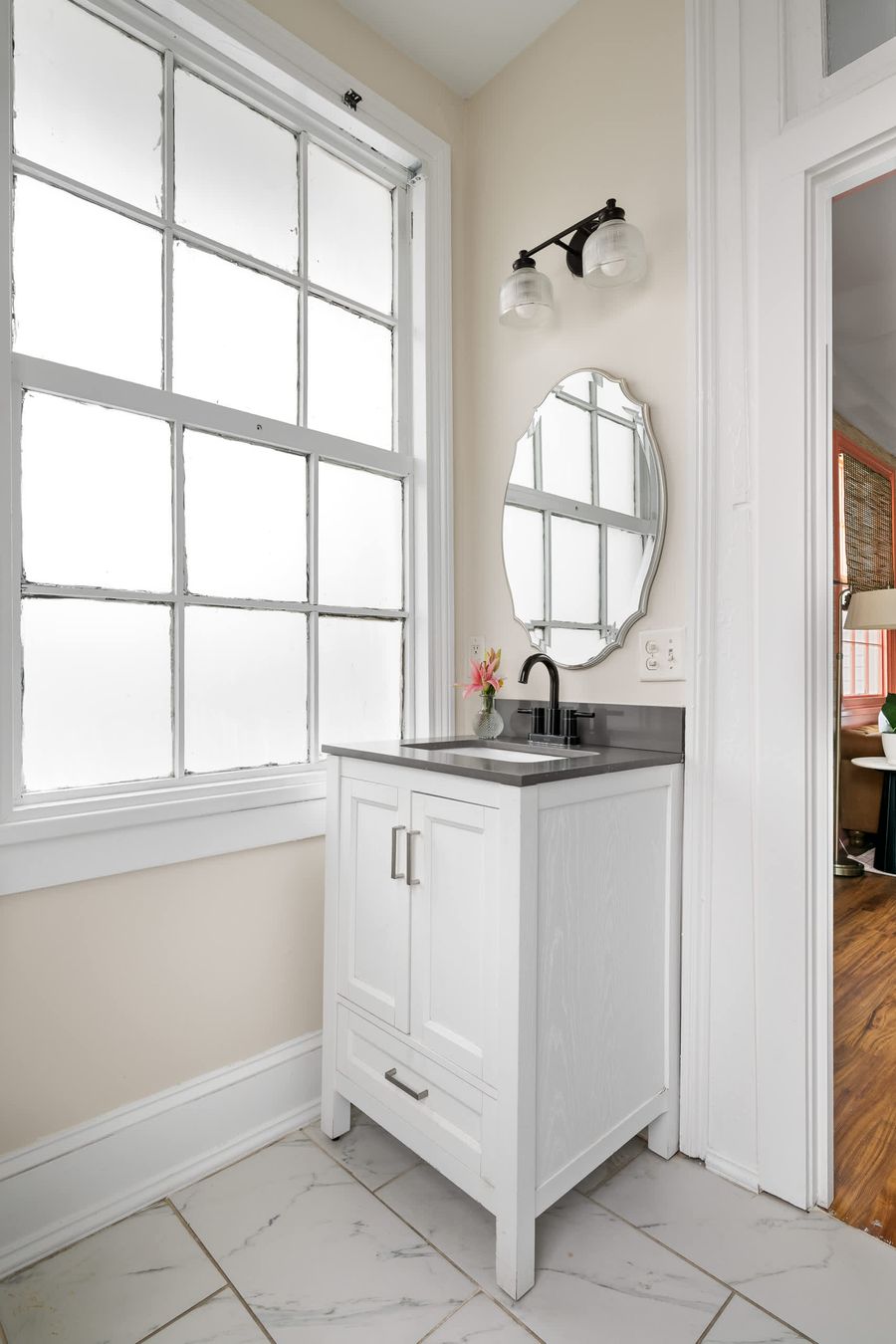 Bathroom 2: Walk-in Shower 