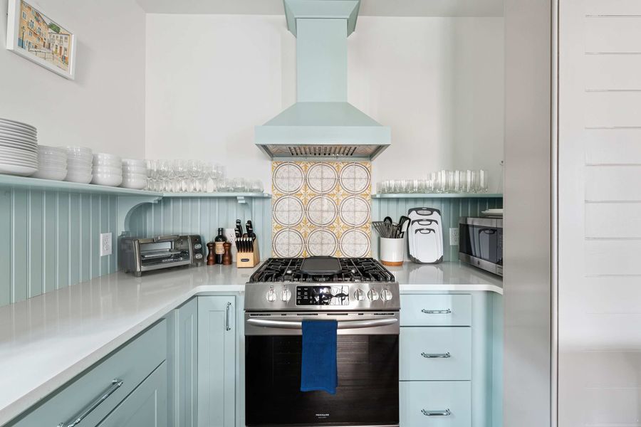 Fully equipped kitchen