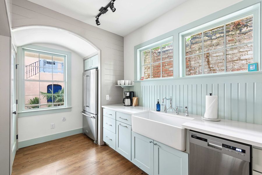 Fully equipped kitchen