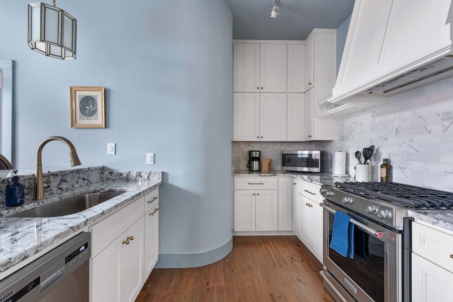Fully equipped kitchen
