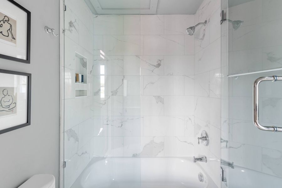 Bathroom 2: Walk-in Shower