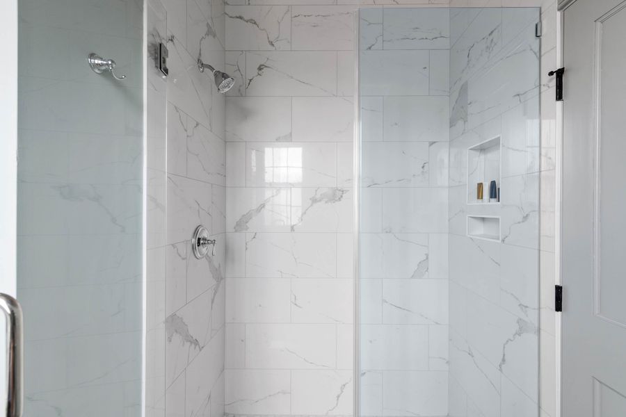 Bathroom 3: Walk-in Shower