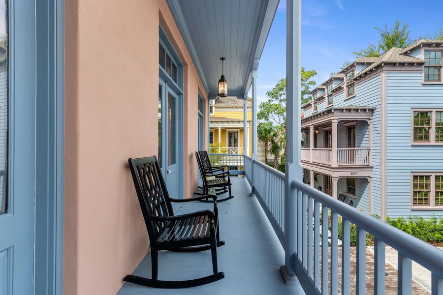 Front porch with seating for your group