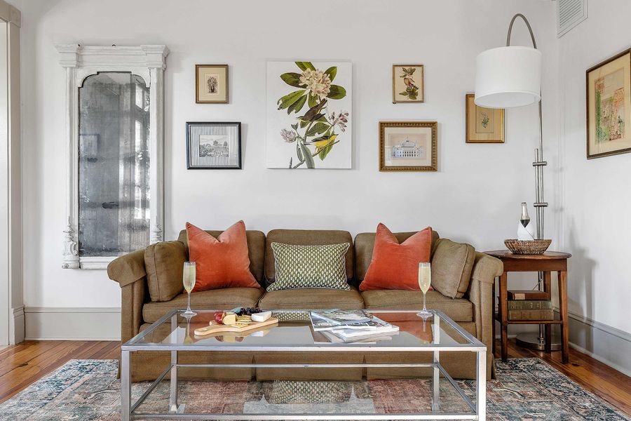 Spacious living room with seating for your group