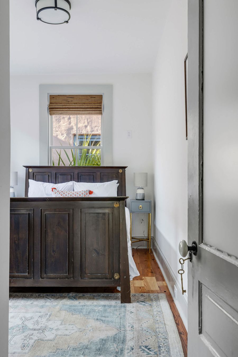 Bedroom 3: Queen Bed