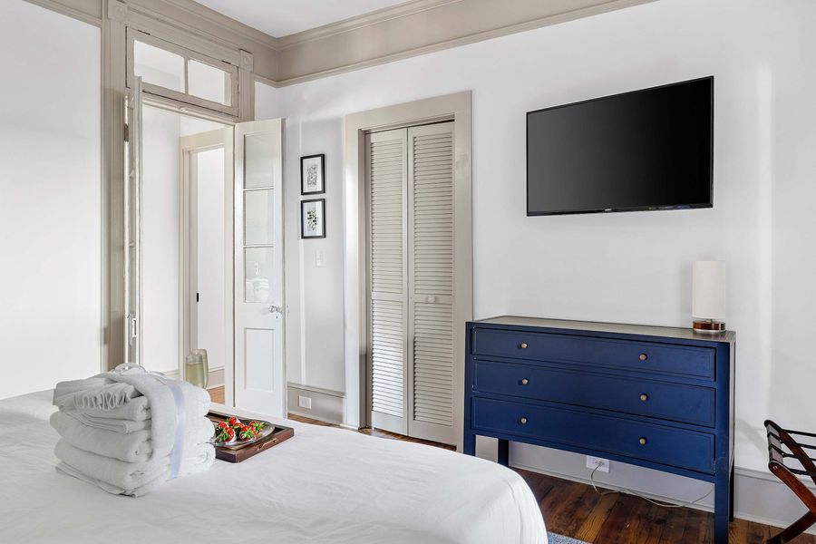 Bedroom 2: King Bed + TV