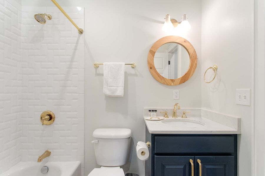 Bathroom 1: Walk In Shower