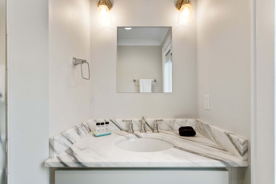 Bathroom 1: Walk-in Shower