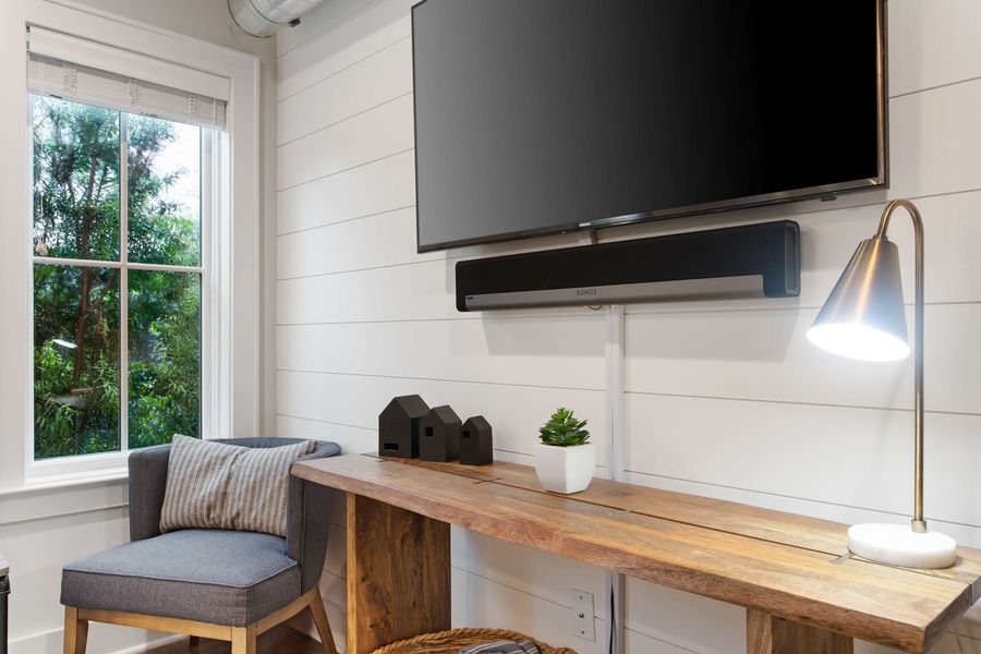 Comfy living room + TV